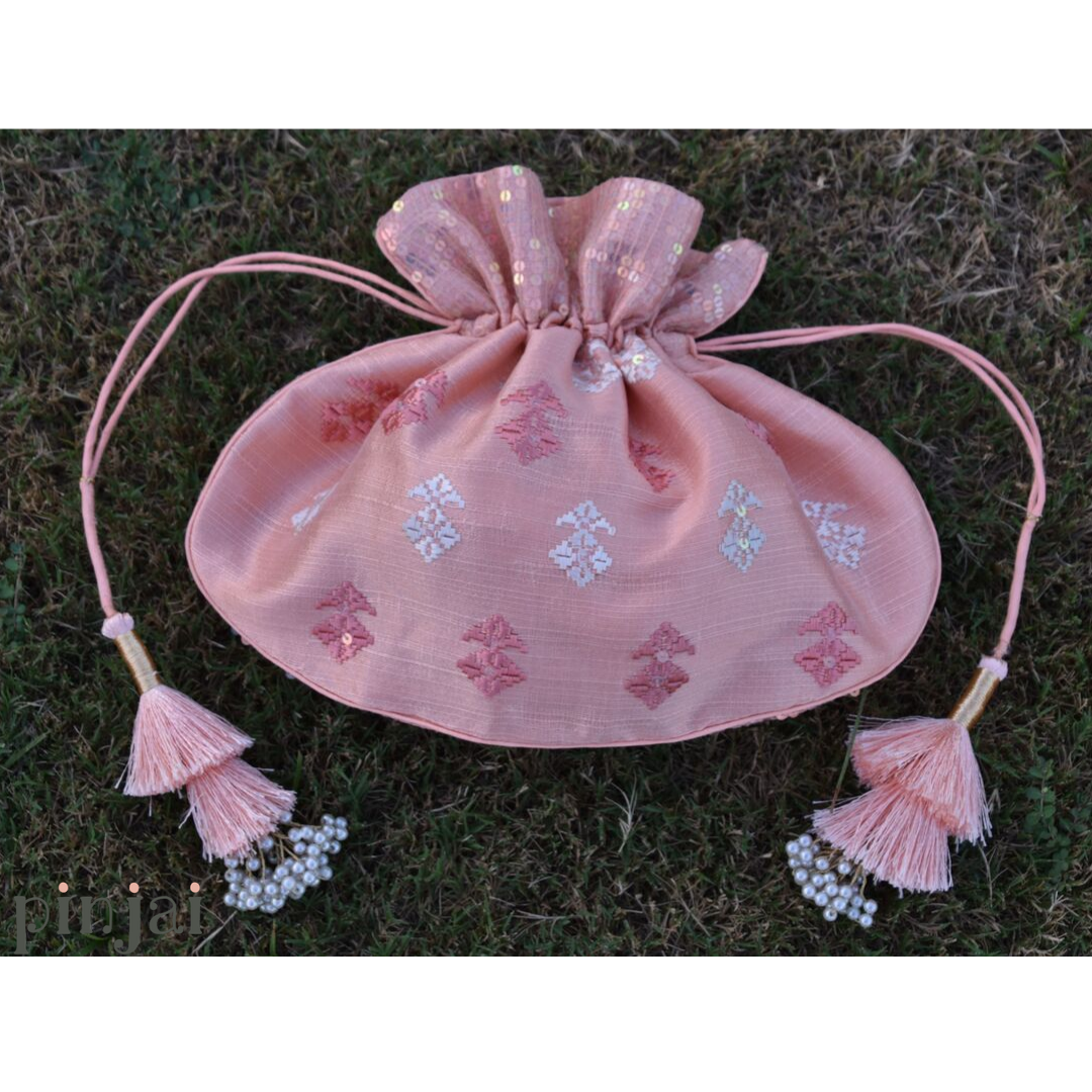 Peach Pyramid Sequence Potli